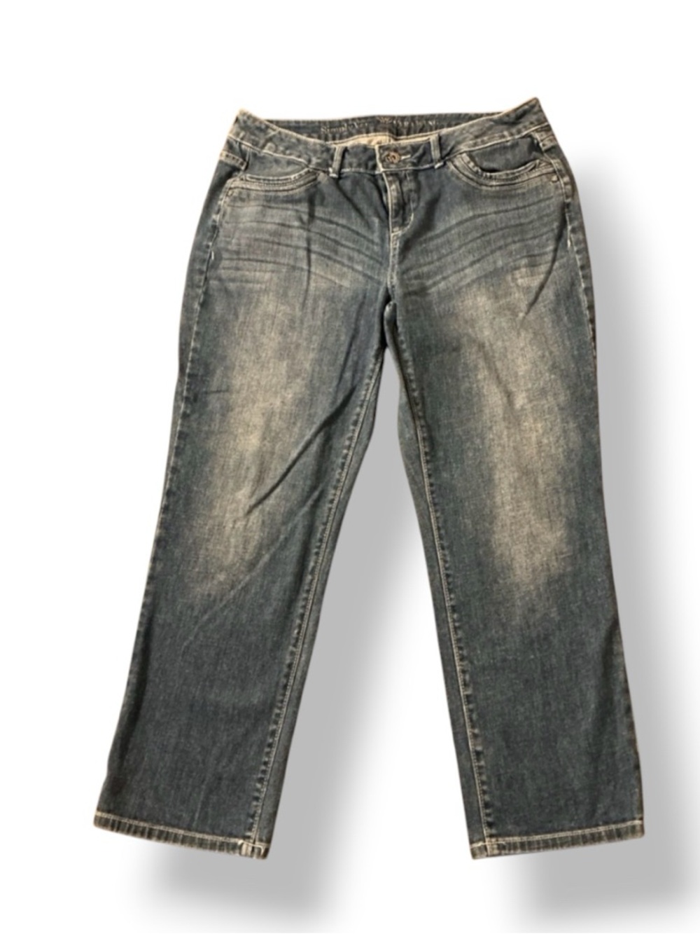 Vera Wang straight leg cropped jeans